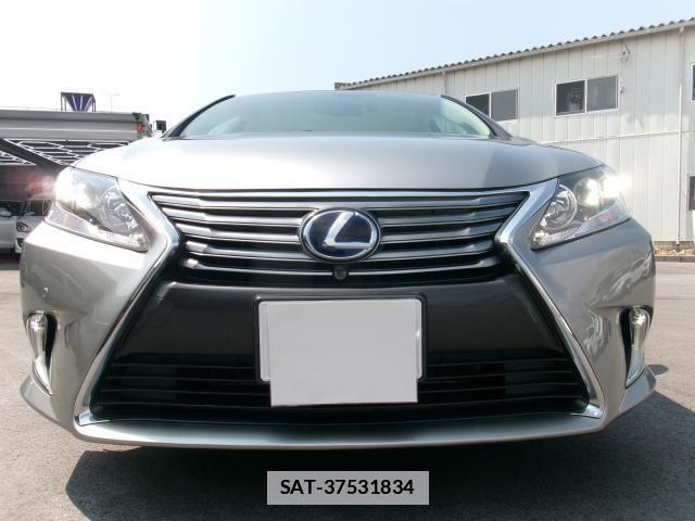 Lexus HS 2016-03 7868959-9