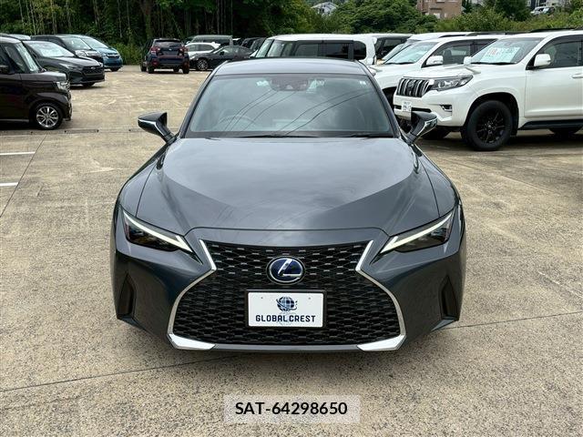 Lexus IS 2021-06 7871475-8