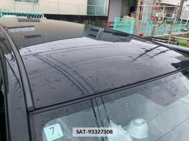 Toyota ISIS 2012-02 7868627-10