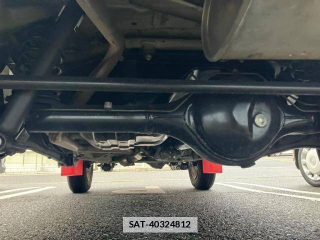 Suzuki JIMNY 2011-02 7867207-10