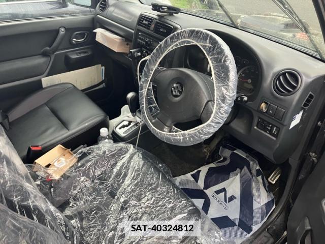 Suzuki JIMNY 2011-02 7867207-11