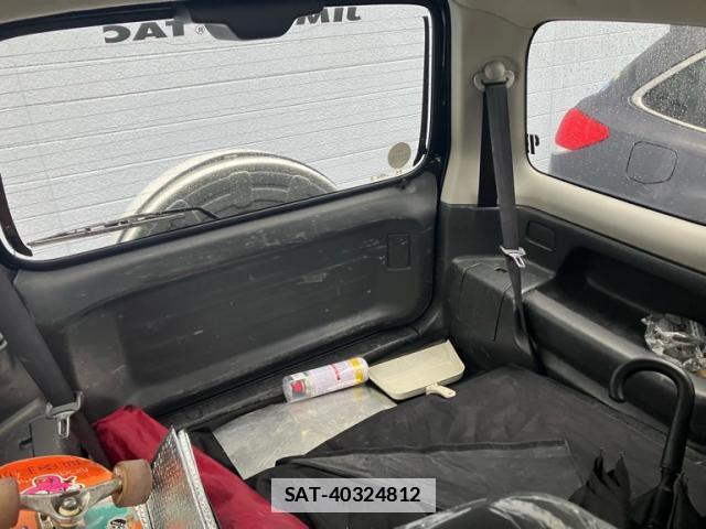 Suzuki JIMNY 2011-02 7867207-15
