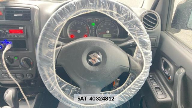 Suzuki JIMNY 2011-02 7867207-17