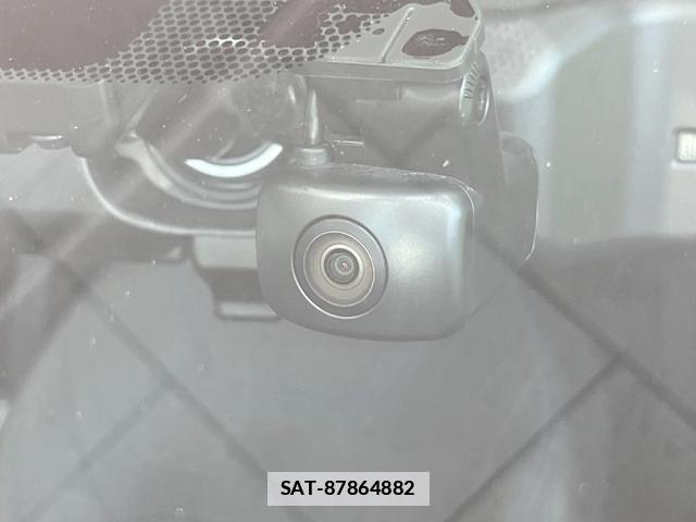 Nissan KICKS 2021-08 7868390-6
