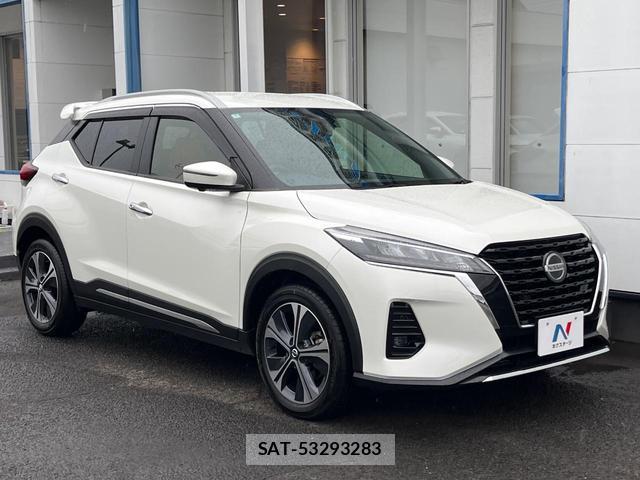 Nissan KICKS 2020-07 7869682-15