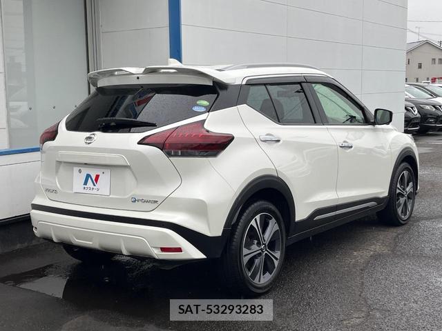 Nissan KICKS 2020-07 7869682-16