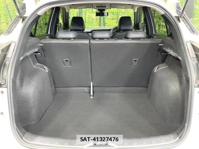 Nissan KICKS 2020-09 7872106-9