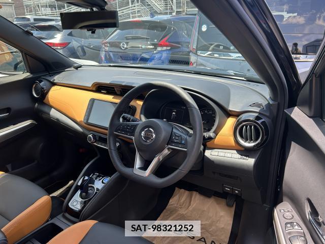 Nissan KICKS 2021-07 7872630-2