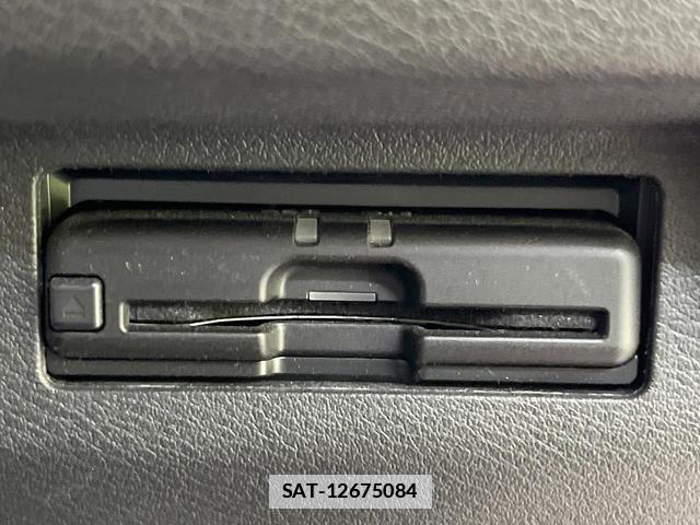 Nissan KICKS 2021-02 7872821-5