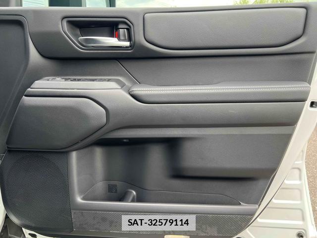Toyota Land Cruiser 250 2025-06 7867141-10