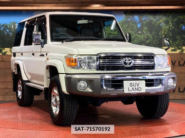 Toyota Land Cruiser 70 2015-02 7867406-15
