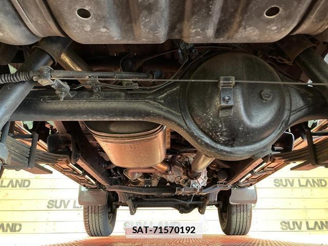 Toyota Land Cruiser 70 2015-02 7867406-18