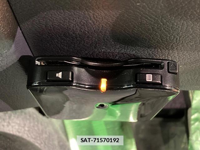 Toyota Land Cruiser 70 2015-02 7867406-4