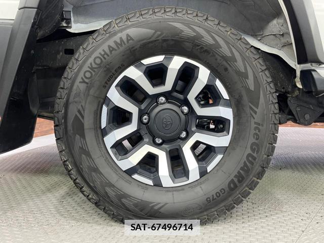 Toyota Land Cruiser 70 2025-09 7867936-13