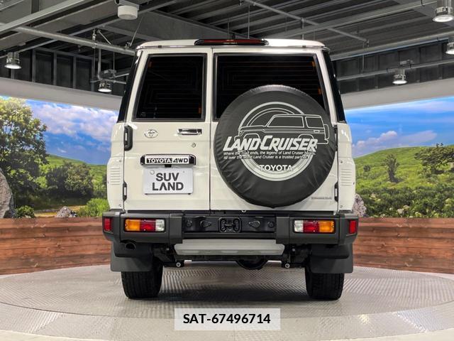 Toyota Land Cruiser 70 2025-09 7867936-15