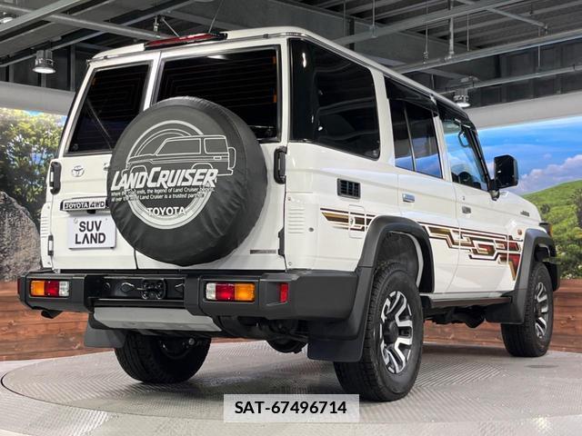 Toyota Land Cruiser 70 2025-09 7867936-17