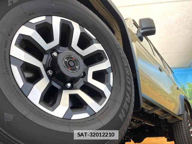 Toyota Land Cruiser 70 2025-05 7869272-12