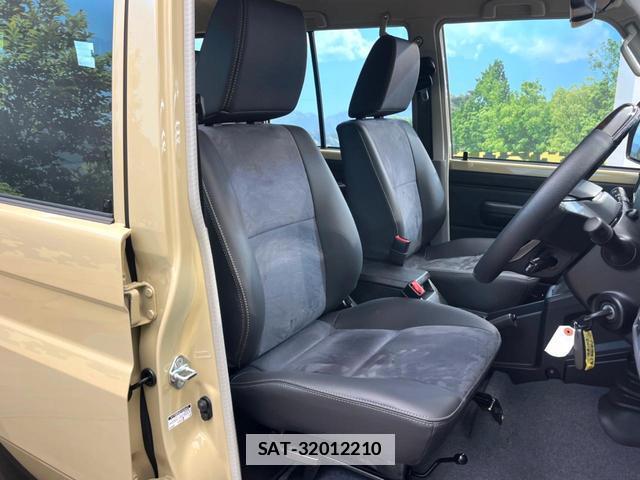 Toyota Land Cruiser 70 2025-05 7869272-7