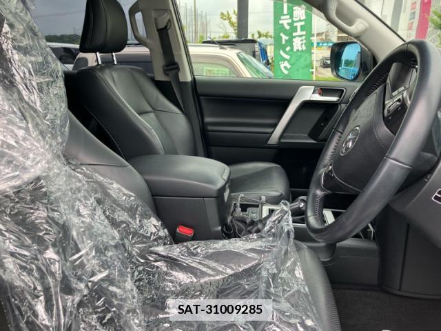 Toyota LAND CRUISER PRADO 2018-09 7868554-10