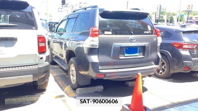 Toyota LAND CRUISER PRADO 2012-08 7870473-1