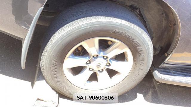 Toyota LAND CRUISER PRADO 2012-08 7870473-11