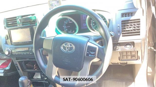 Toyota LAND CRUISER PRADO 2012-08 7870473-5