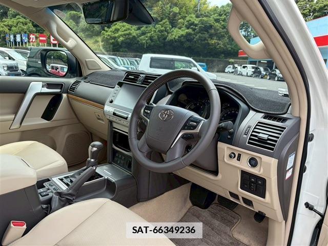 Toyota LAND CRUISER PRADO 2024-04 7872073-12