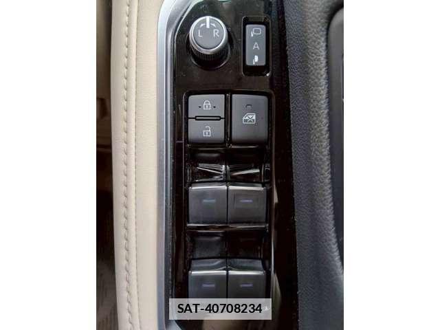 Toyota LAND CRUISER 2023-07 7867191-17