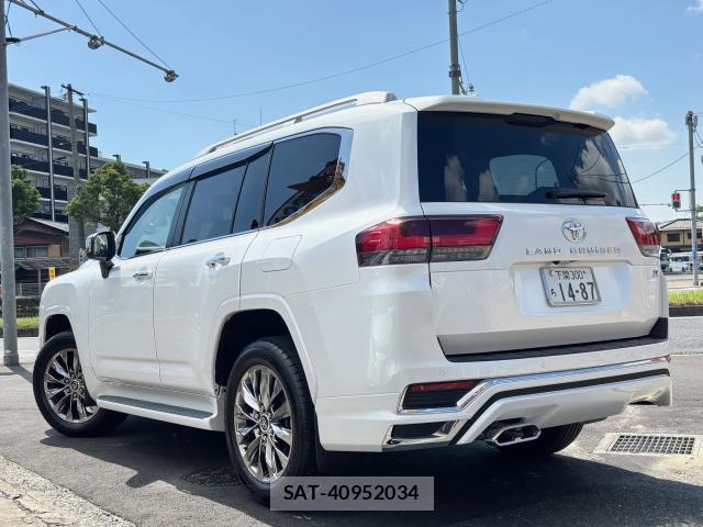 Toyota LAND CRUISER 2025-04 7868710-3