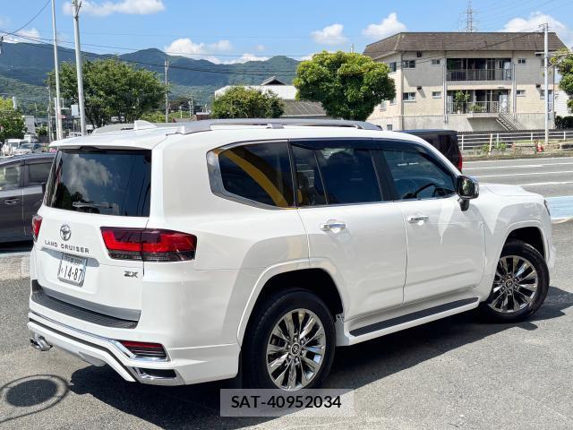 Toyota LAND CRUISER 2025-04 7868710-4