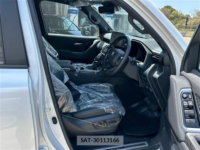 Toyota LAND CRUISER 2025-06 7871466-16