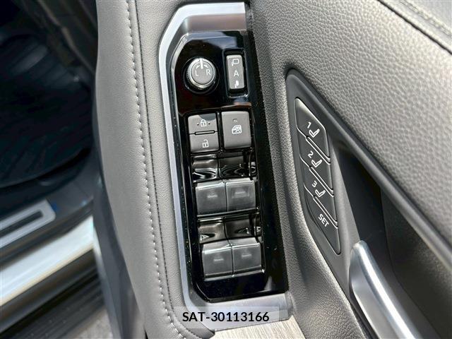 Toyota LAND CRUISER 2025-06 7871466-17