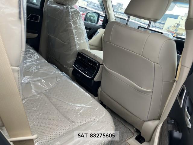 Toyota LAND CRUISER 2025-04 7871698-6