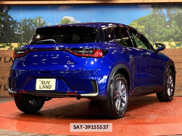 Lexus LBX 2025-12 7867412-16