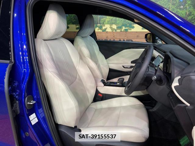 Lexus LBX 2025-12 7867412-8