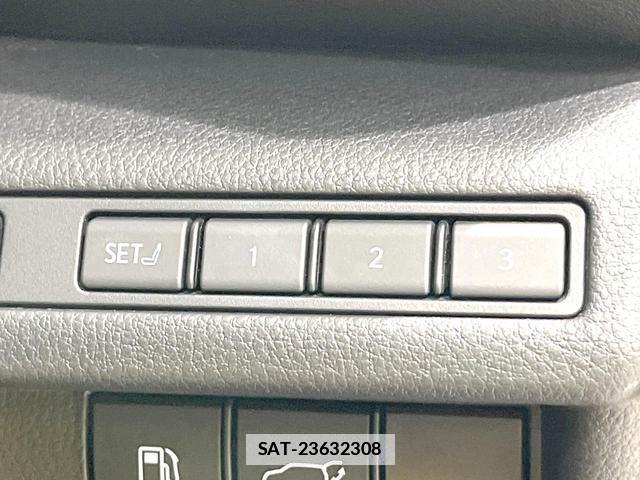 Lexus LBX 2024-07 7868225-5