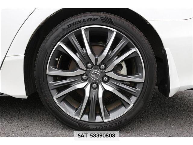 Honda LEGEND 2018-03 7872293-12