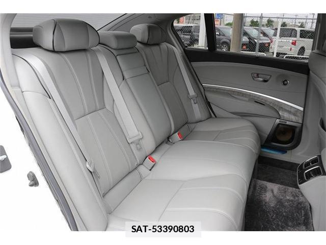Honda LEGEND 2018-03 7872293-14
