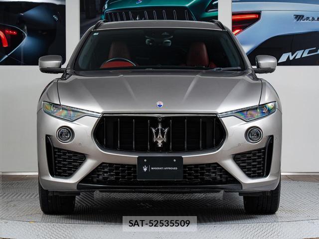 Maserati LEVANTE 2021-04 7870383-13
