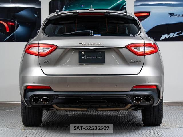 Maserati LEVANTE 2021-04 7870383-19