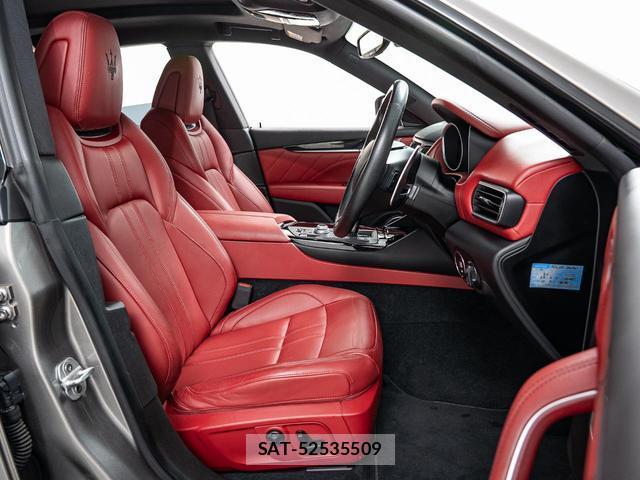 Maserati LEVANTE 2021-04 7870383-8