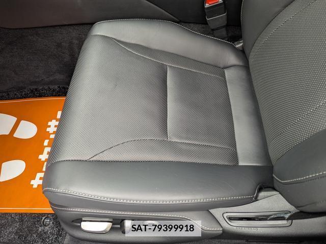 Lexus LS 2018-03 7867366-17