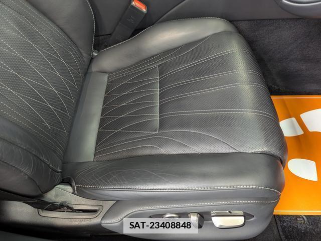 Lexus LS 2021-05 7867367-17