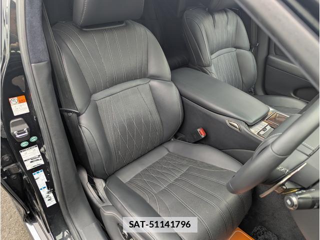 Lexus LS 2018-06 7867369-19