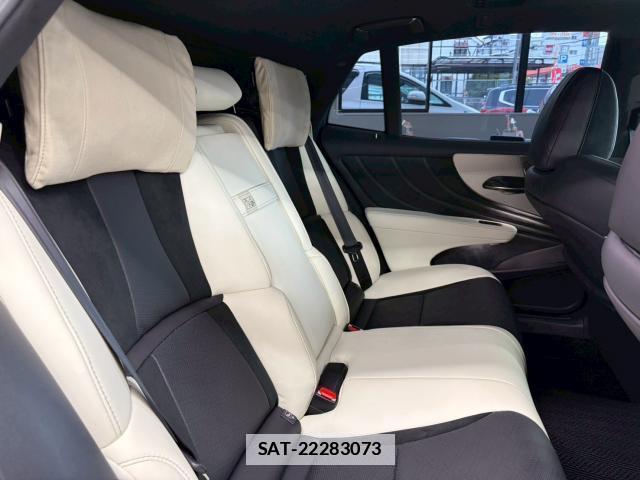 Lexus LS 2024-05 7872308-16