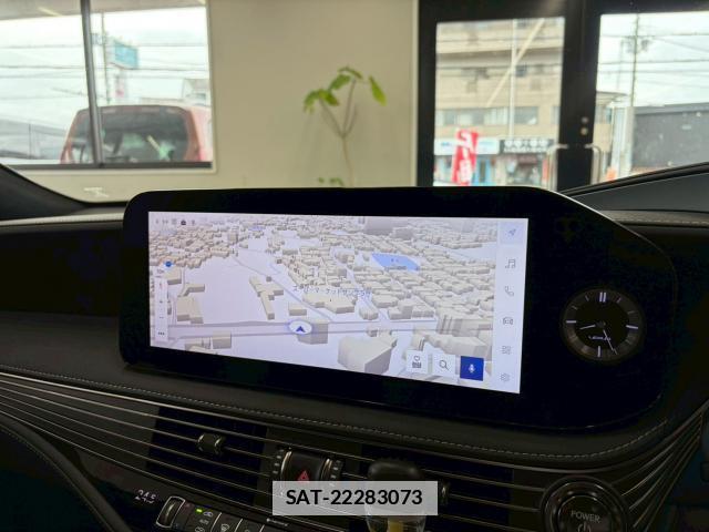Lexus LS 2024-05 7872308-19