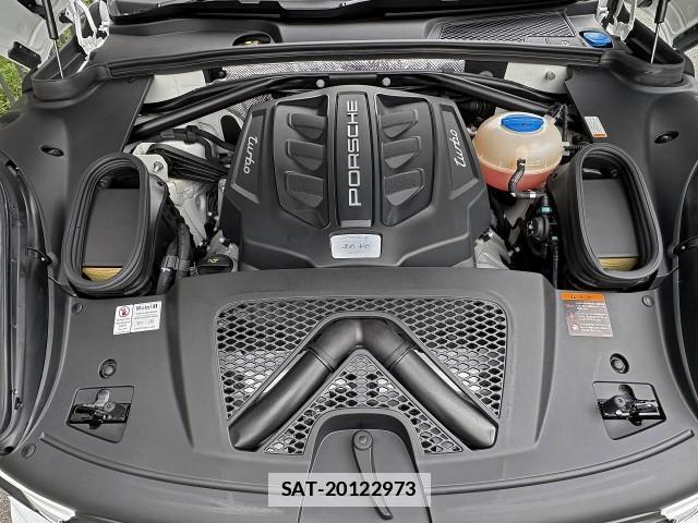 Porsche MACAN 2016-09 7867653-7