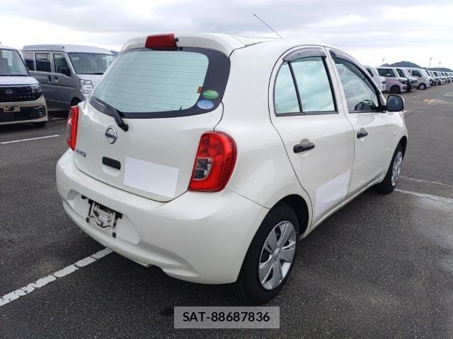 Nissan MARCH 2018-06 7868932-4