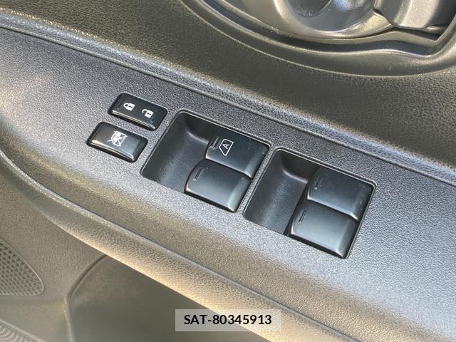 Nissan MARCH 2017-07 7869901-12