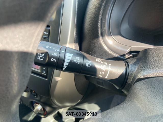 Nissan MARCH 2017-07 7869901-15